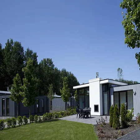 بيت للعطل Modern In فيلسين-زاود